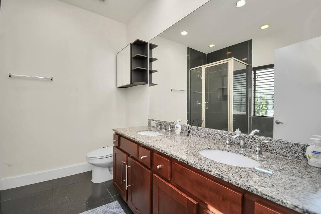 3Br/3.5Ba Three Story East Downtown Townhouse With View Villa Houston Luaran gambar